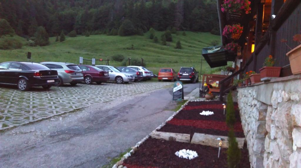 Penzion Pastierna Dedinky Esterno foto